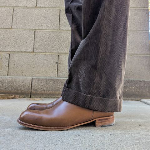 View photo of Sapatero Side Zip in Philippine Dark Mustard Calf