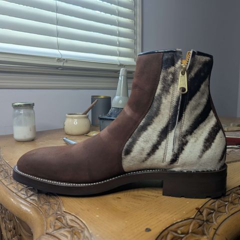 Arno Bliskavka in C.F. Stead Polo Brown Unicorn Elk & Zebra Hair On Hide