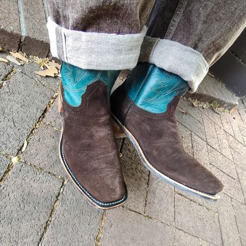 Fenoglio South Texas Tack Exclusive in Nicotine Roughout With Distressed Turquoise