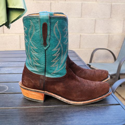 Fenoglio South Texas Tack Exclusive in Nicotine Roughout With Distressed Turquoise