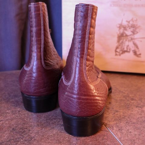 Ichigo Ichie Vintage Boots in Horween Color 8 Montana Bison