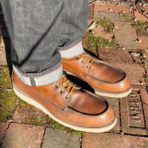 Red Wing 8-Inch Classic Moc in S.B. Foot Oro-Iginal