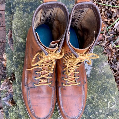 Red Wing 8-Inch Classic Moc in S.B. Foot Oro-Iginal