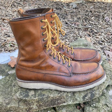 Red Wing 8-Inch Classic Moc in S.B. Foot Oro-Iginal