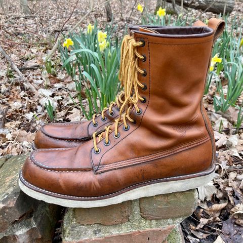 Red Wing 8-Inch Classic Moc in S.B. Foot Oro-Iginal