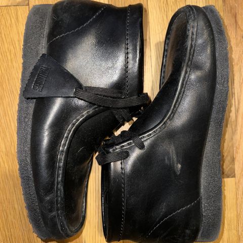 Clarks Wallabee Boot in Unknown Leather