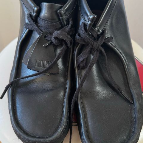 Clarks Wallabee Boot in Unknown Leather