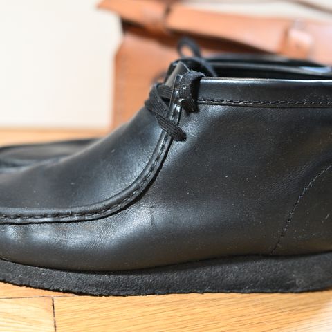 Clarks Wallabee Boot in Unknown Leather