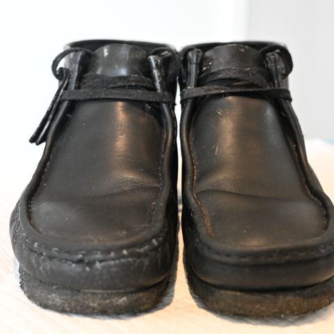 Clarks Wallabee Boot in Unknown Leather