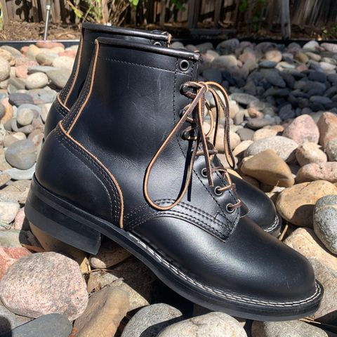 Nicks Falcon in Horween Black Chromexcel
