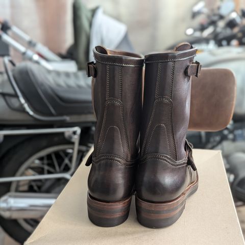 Motor Engineer Boots in Motor / Brown Hand-Dyed Calfskin