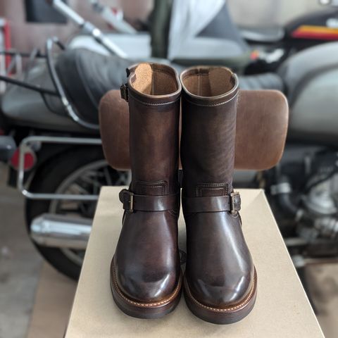 Motor Engineer Boots in Motor / Brown Hand-Dyed Calfskin