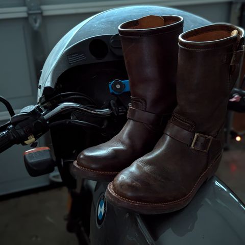 Motor Engineer Boots in Motor / Brown Hand-Dyed Calfskin
