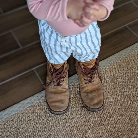 Akito Boondockers in Horween Natural Latigo Roughout