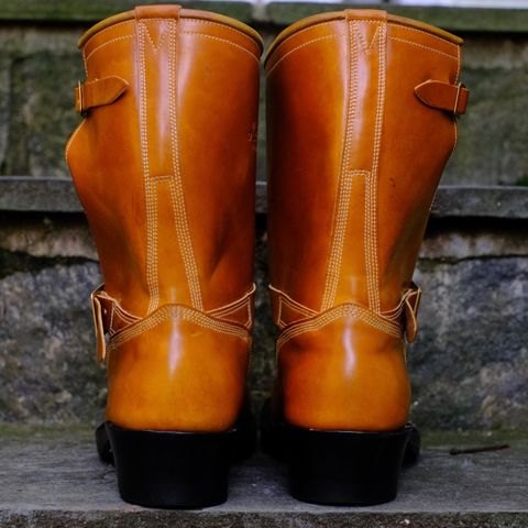 Role Club Engineer Boots in Horween Amaretto Shell Cordovan