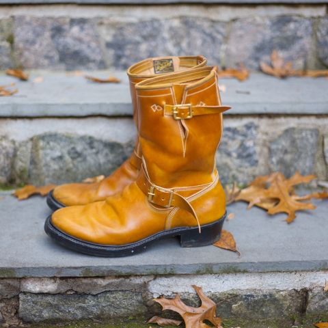 Role Club Engineer Boots in Horween Amaretto Shell Cordovan