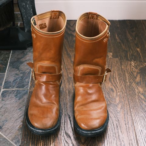 Role Club Engineer Boots in Horween Amaretto Shell Cordovan