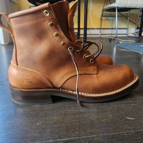 Nicks Falcon in Horween Orange Predator