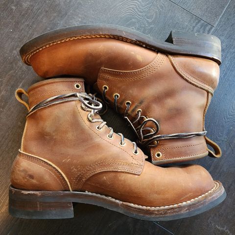 Nicks Falcon in Horween Orange Predator