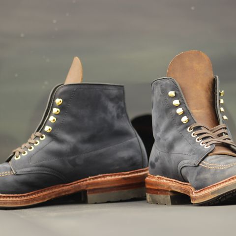 Alden Indy Boot in Horween Navy Snuffed Suede