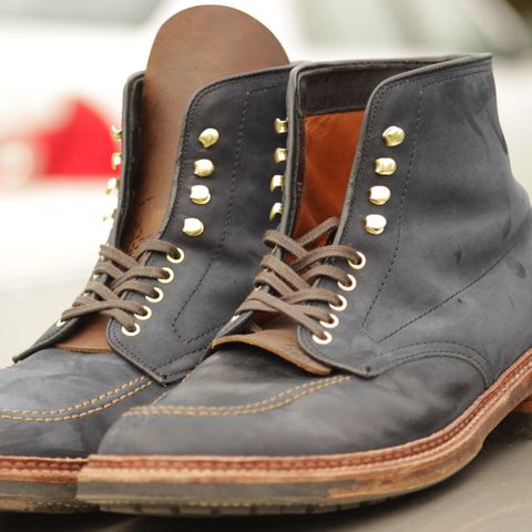 Alden Indy Boot in Horween Navy Snuffed Suede