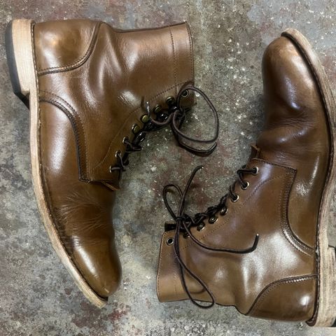 Oak Street Bootmakers Trench Boot in Horween Natural Chromexcel