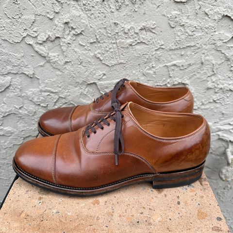 View photo of Viberg Bastion Oxford in Horween Natural Shell Cordovan