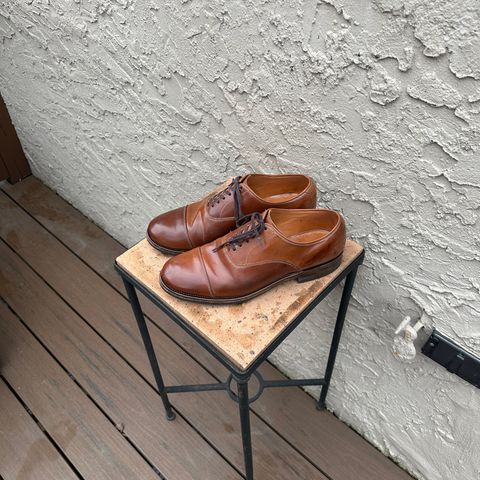 View photo of Viberg Bastion Oxford in Horween Natural Shell Cordovan