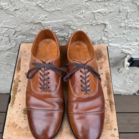 View photo of Viberg Bastion Oxford in Horween Natural Shell Cordovan