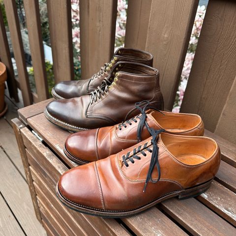 View photo of Viberg Bastion Oxford in Horween Natural Shell Cordovan