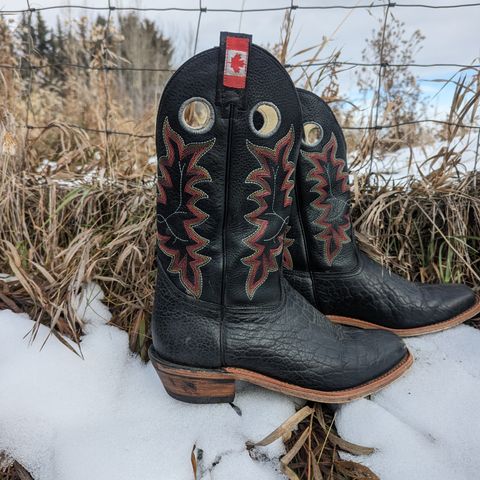 Canada West Brahma 6563-6 in Unknown Leather