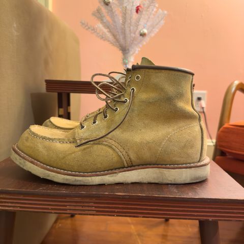 View photo of Red Wing 6-Inch Classic Moc in S.B. Foot Hawthorne Abilene