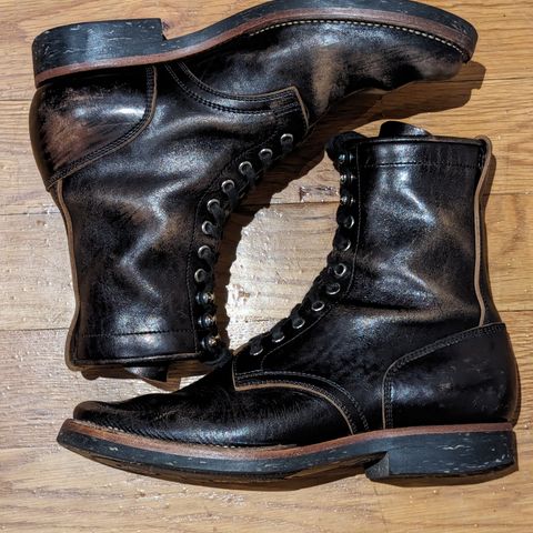 Flame Panda Boondocker in Shinki Black Teacore Horsebutt