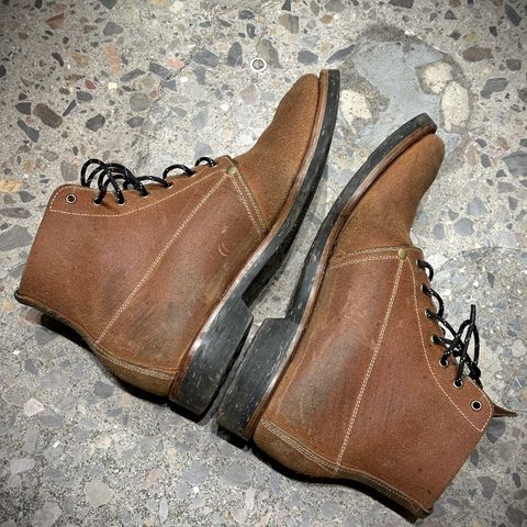Unsung U 22-1 Slog Boot in Wickett & Craig Chestnut Oiled Latigo Roughout
