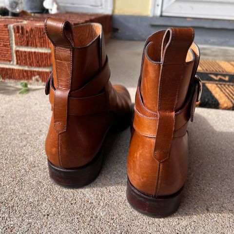 Carmina Jodhpur Boots in Brown Vegano