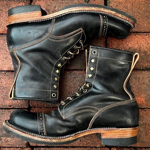Quan Shoemaker Unlisted Model in Maryam Black Horsebutt