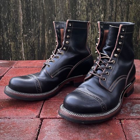 Quan Shoemaker Unlisted Model in Maryam Black Horsebutt