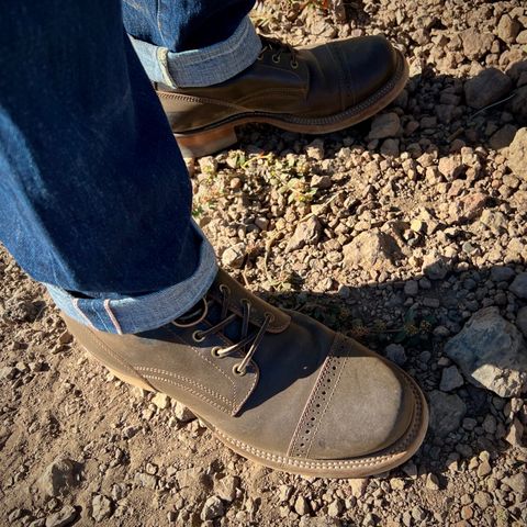 Quan Shoemaker Unlisted Model in Maryam Black Horsebutt
