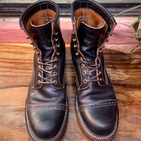 Quan Shoemaker Unlisted Model in Maryam Black Horsebutt