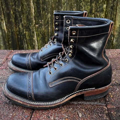 Quan Shoemaker Unlisted Model in Maryam Black Horsebutt