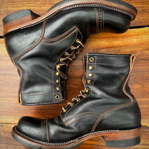 View photo of Quan Shoemaker Unlisted Model in Maryam Black Horsebutt