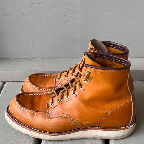 View photo of Red Wing 6-Inch Classic Moc in S.B. Foot Sequoia Gold Russet