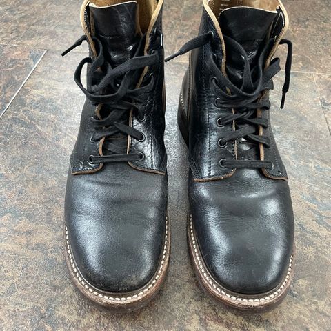 View photo of John Lofgren M-43 Service Shoes in Shinki Black Teacore Horsebutt