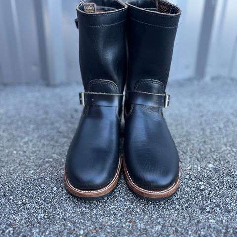 View photo of Chippewa Custom Model in Horween Black Chromexcel