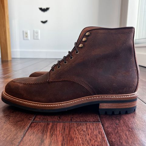Parkhurst The Niagara in C.F. Stead Light Brown Waxy Commander Suede