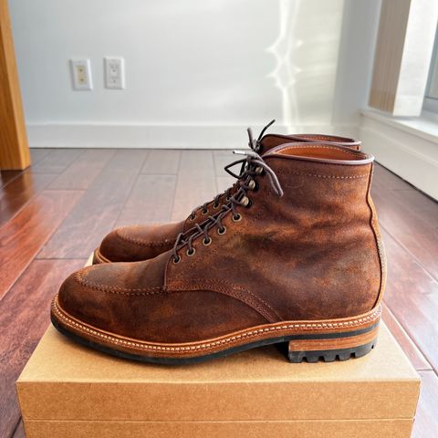 Parkhurst The Niagara in C.F. Stead Light Brown Waxy Commander Suede