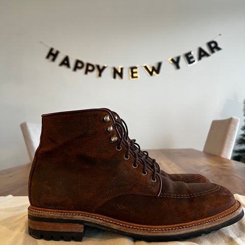 Parkhurst The Niagara in C.F. Stead Light Brown Waxy Commander Suede