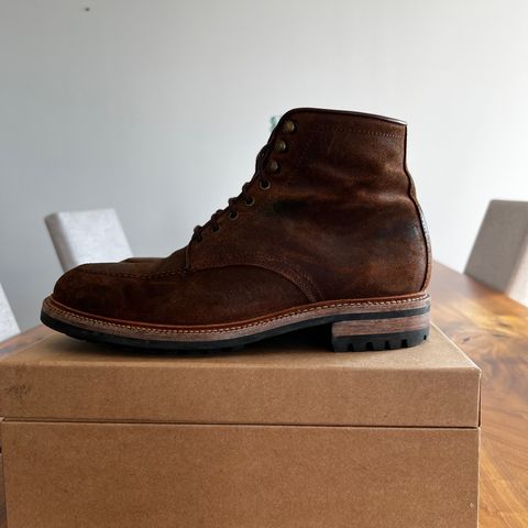 Parkhurst The Niagara in C.F. Stead Light Brown Waxy Commander Suede