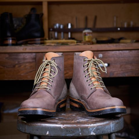 BHHB 7 Hole Standard in Horween Steel Predator & Horween Toasted Tan Dublin