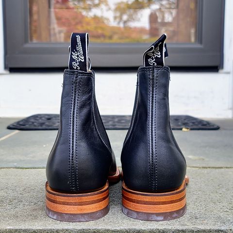 R.M. Williams Classic Turnout Boot in Black Yearling